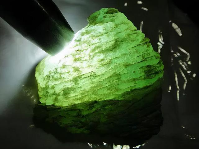 北辰区翡翠原石吧,天津北辰区偏僻吗-第2张图片-翡翠网 北辰区翡翠原石吧,天津北辰区偏僻吗-第2张图片-翡翠网