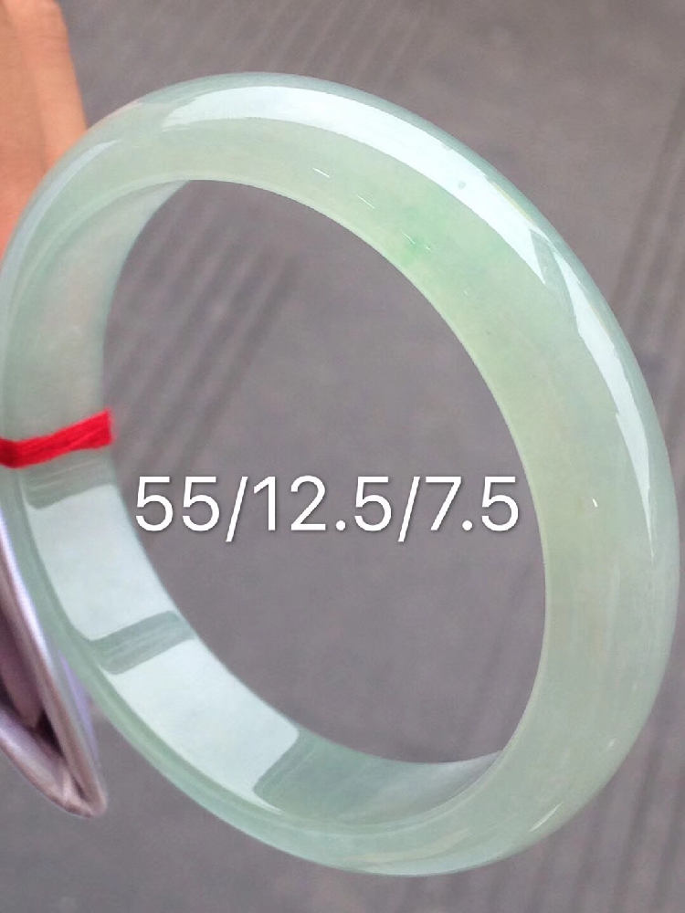 翡翠批发,广州翡翠手镯批发市场-第1张图片-翡翠网 翡翠批发,广州翡翠手镯批发市场-第1张图片-翡翠网