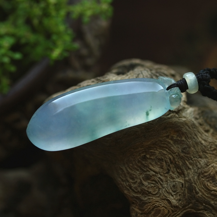 冰种满绿翡翠挂件价格,冰种翡翠手镯-第2张图片-翡翠网