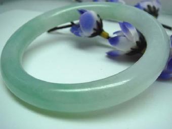 翡翠手镯最贵多少钱,翡翠手镯图片-第1张图片-翡翠网 翡翠手镯最贵多少钱,翡翠手镯图片-第1张图片-翡翠网