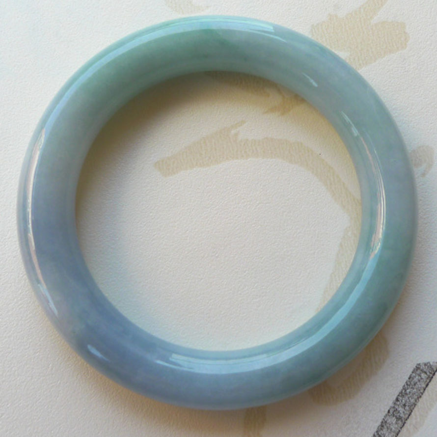 怎么看翡翠镯子次等翡翠手镯-第1张图片-翡翠网