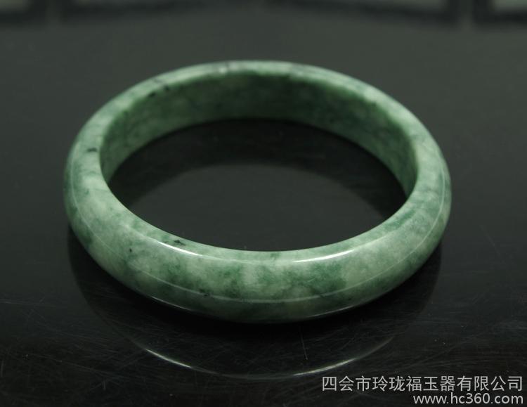 翡翠手镯厂翡翠手镯在哪买好-第1张图片-翡翠网 翡翠手镯厂翡翠手镯在哪买好-第1张图片-翡翠网