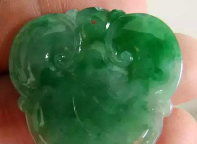 玻璃种翡翠知识讲解,翡翠十大基础知识-第1张图片-翡翠网 玻璃种翡翠知识讲解,翡翠十大基础知识-第1张图片-翡翠网