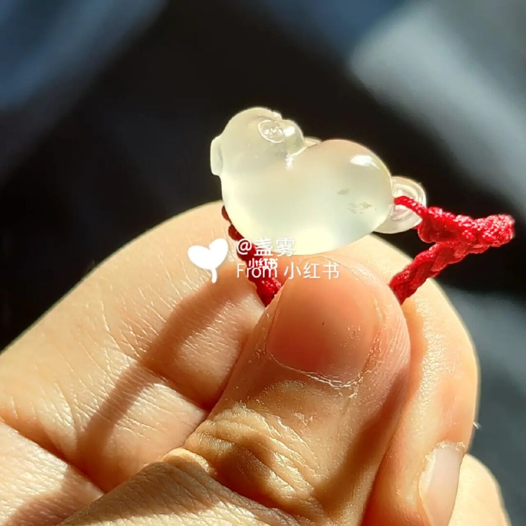 关于翡翠金钱鼠价格的信息-第1张图片-翡翠网 关于翡翠金钱鼠价格的信息-第1张图片-翡翠网