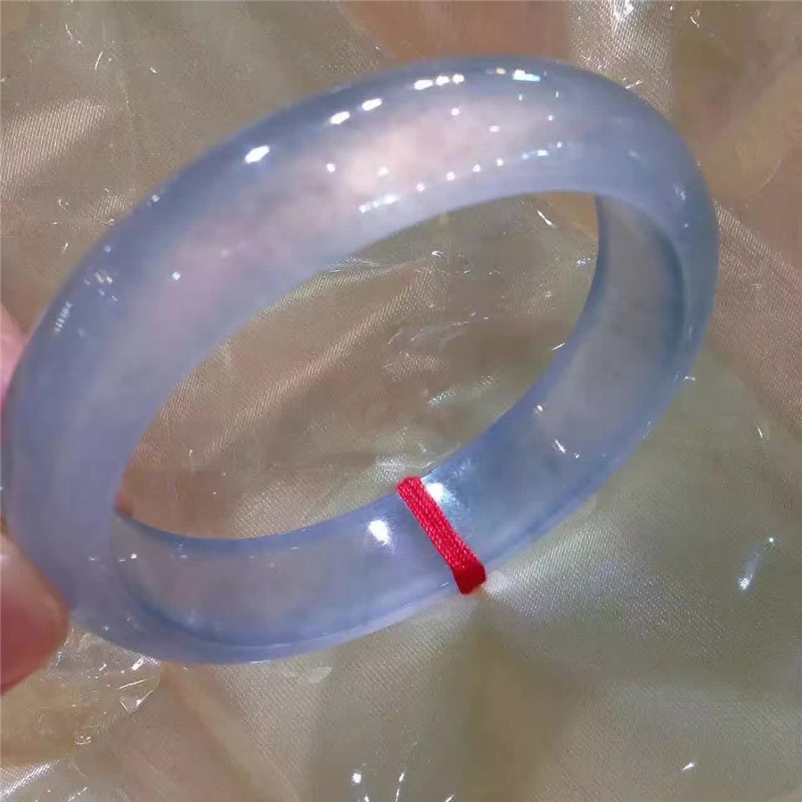 翡翠正冰手镯价格高冰手镯价格翡翠-第2张图片-翡翠网 翡翠正冰手镯价格高冰手镯价格翡翠-第2张图片-翡翠网