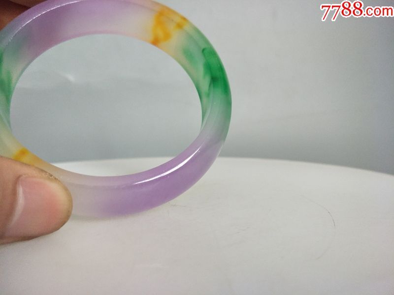 翡翠手镯怎么挑,深圳回收翡翠手镯-第1张图片-翡翠网 翡翠手镯怎么挑,深圳回收翡翠手镯-第1张图片-翡翠网