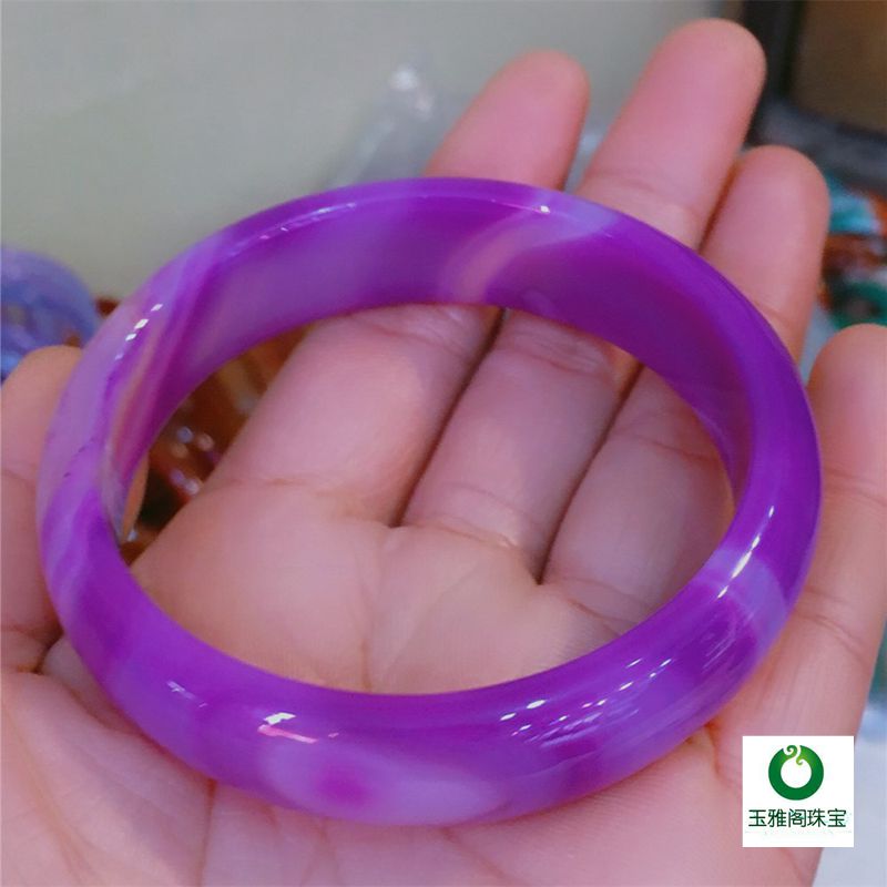 翡翠玉镯价格冰种紫色翡翠手镯-第1张图片-翡翠网 翡翠玉镯价格冰种紫色翡翠手镯-第1张图片-翡翠网