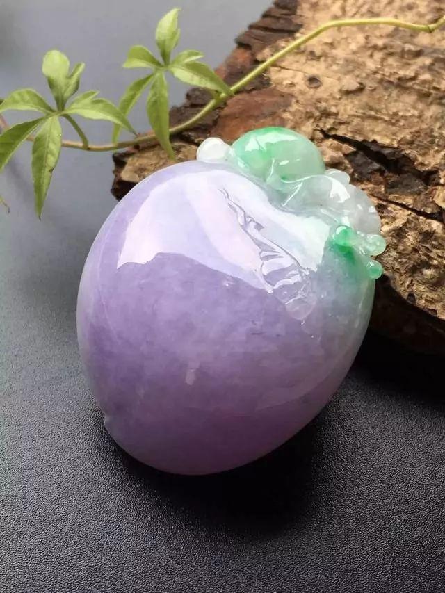 瑞丽翡翠知识分享翡翠如意联络瑞丽老佛爷珠宝-第2张图片-翡翠网 瑞丽翡翠知识分享翡翠如意联络瑞丽老佛爷珠宝-第2张图片-翡翠网