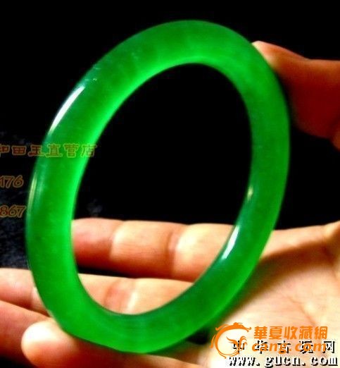 翡翠种水等级划分全绿翡翠手镯-第1张图片-翡翠网 翡翠种水等级划分全绿翡翠手镯-第1张图片-翡翠网