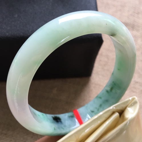 糯米种翡翠手镯价格乳白色翡翠手镯多少钱-第1张图片-翡翠网 糯米种翡翠手镯价格乳白色翡翠手镯多少钱-第1张图片-翡翠网