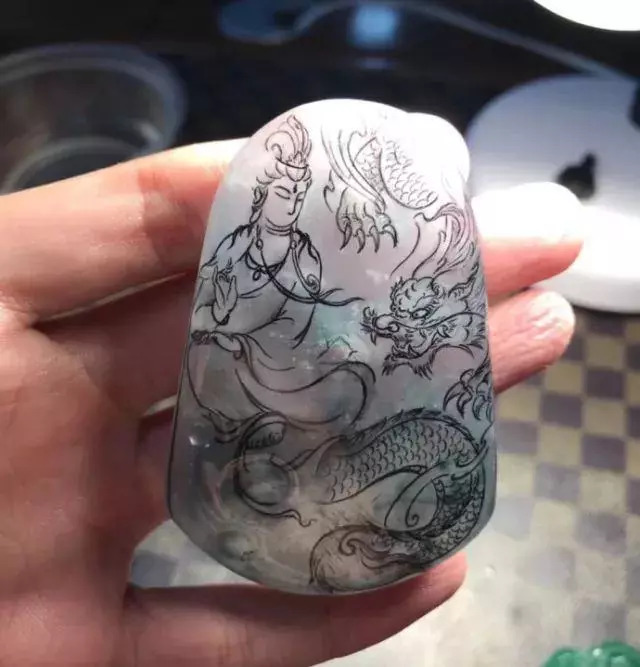 翡翠怎么雕刻视频教程翡翠雕刻基础知识视频教程-第1张图片-翡翠网 翡翠怎么雕刻视频教程翡翠雕刻基础知识视频教程-第1张图片-翡翠网