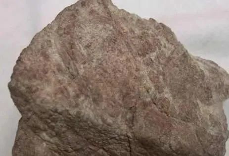 翡翠原石有哪些品种翡翠原石有多少种-第2张图片-翡翠网 翡翠原石有哪些品种翡翠原石有多少种-第2张图片-翡翠网