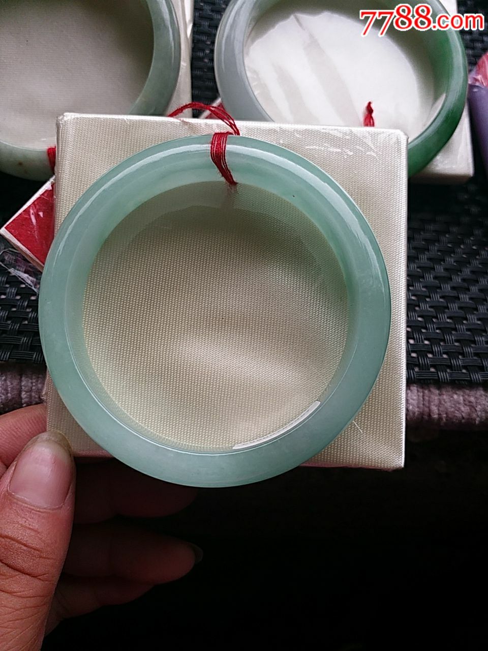 武汉卖翡翠手镯的简单介绍-第1张图片-翡翠网 武汉卖翡翠手镯的简单介绍-第1张图片-翡翠网