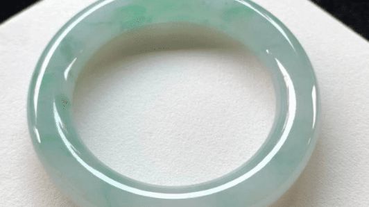 包含翡翠必须知道的知识的词条-第1张图片-翡翠网 包含翡翠必须知道的知识的词条-第1张图片-翡翠网