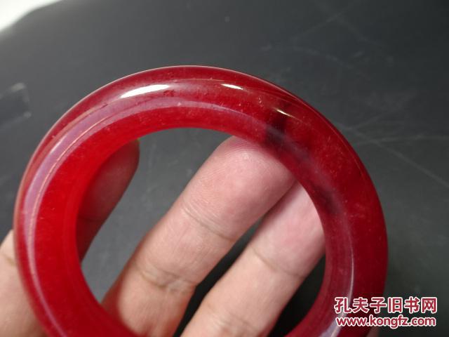 红色翡翠手镯图片的简单介绍-第1张图片-翡翠网 红色翡翠手镯图片的简单介绍-第1张图片-翡翠网
