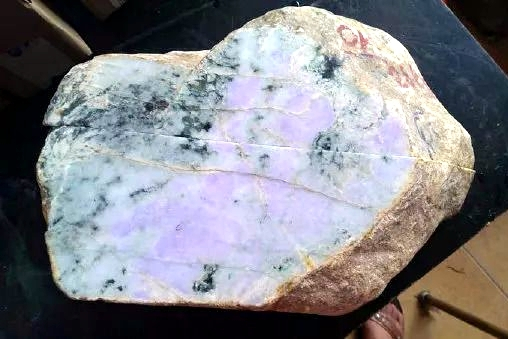 翡翠原石毛料,紫翡翠原石图片大全-第2张图片-翡翠网 翡翠原石毛料,紫翡翠原石图片大全-第2张图片-翡翠网