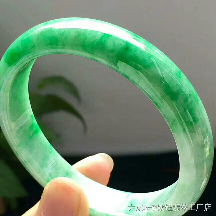 包含2万元翡翠手镯的词条-第2张图片-翡翠网 包含2万元翡翠手镯的词条-第2张图片-翡翠网