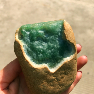 包含翡翠种水小知识的词条-第1张图片-翡翠网 包含翡翠种水小知识的词条-第1张图片-翡翠网