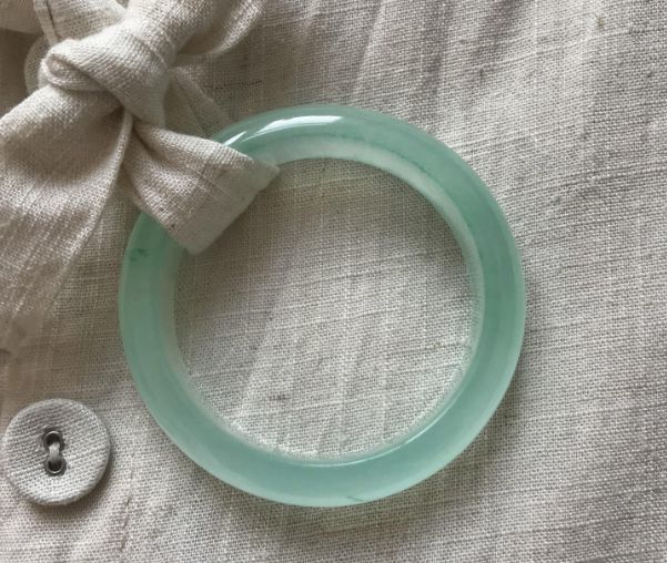 关于手镯 翡翠 宽度的信息-第1张图片-翡翠网 关于手镯 翡翠 宽度的信息-第1张图片-翡翠网