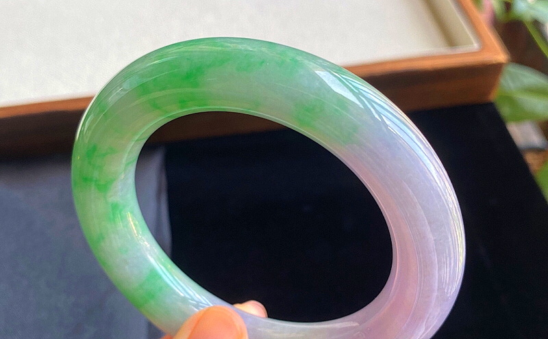 关于翡翠手镯生产的信息-第2张图片-翡翠网 关于翡翠手镯生产的信息-第2张图片-翡翠网