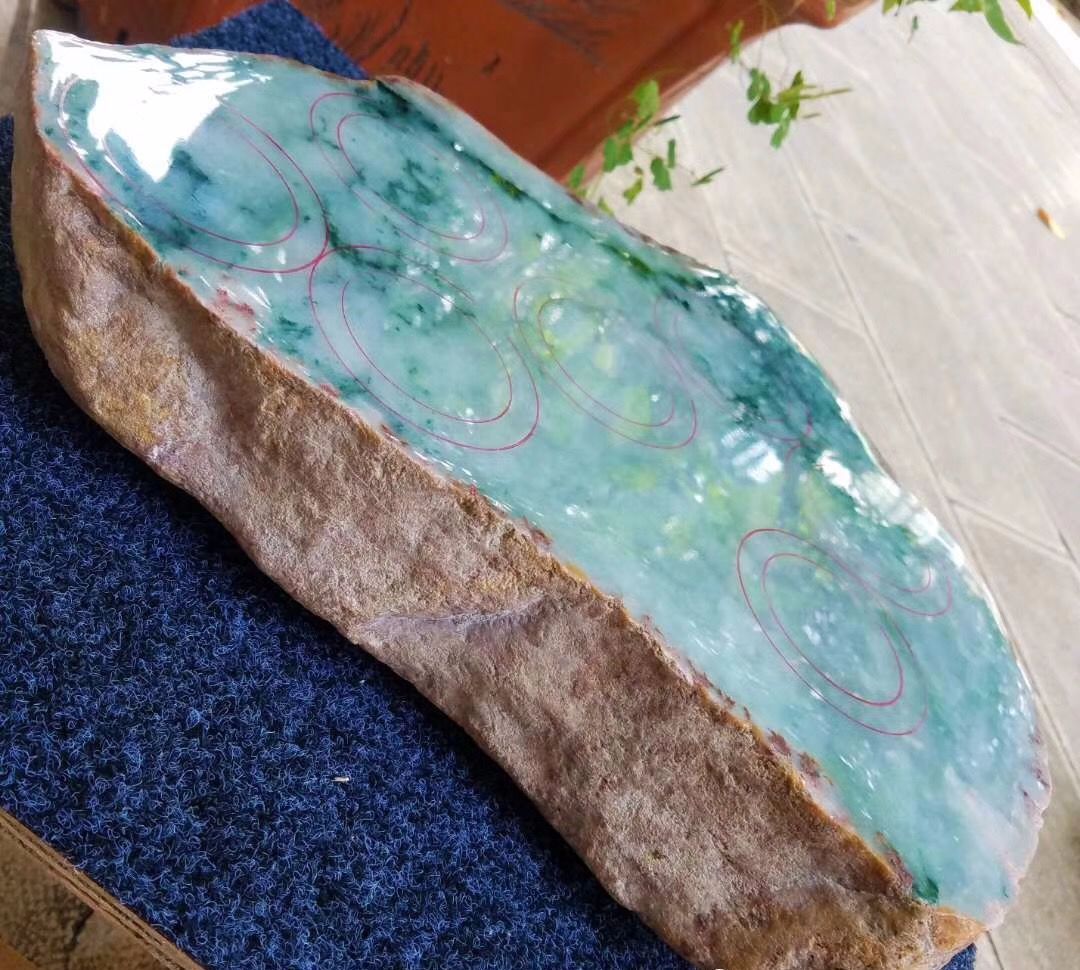 关于翡翠原石知识培训班哪里有的信息-第2张图片-翡翠网 关于翡翠原石知识培训班哪里有的信息-第2张图片-翡翠网