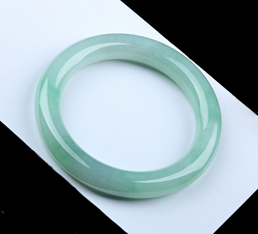 ps翡翠手镯的简单介绍-第2张图片-翡翠网 ps翡翠手镯的简单介绍-第2张图片-翡翠网