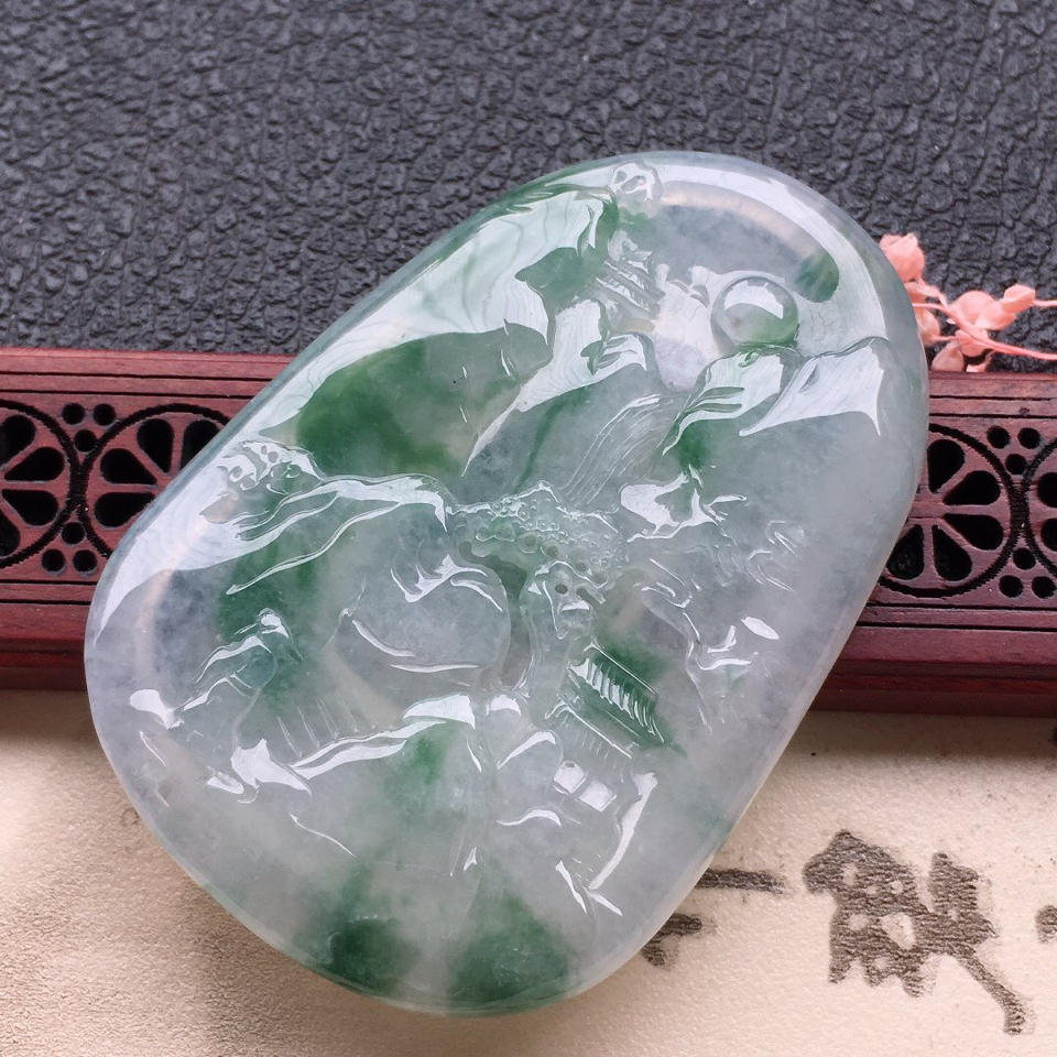 冰种飘花翡翠价格的简单介绍-第2张图片-翡翠网 冰种飘花翡翠价格的简单介绍-第2张图片-翡翠网