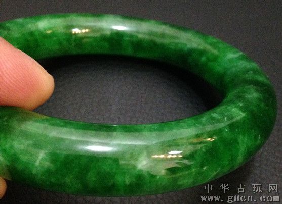 茶色翡翠手镯的简单介绍-第2张图片-翡翠网 茶色翡翠手镯的简单介绍-第2张图片-翡翠网