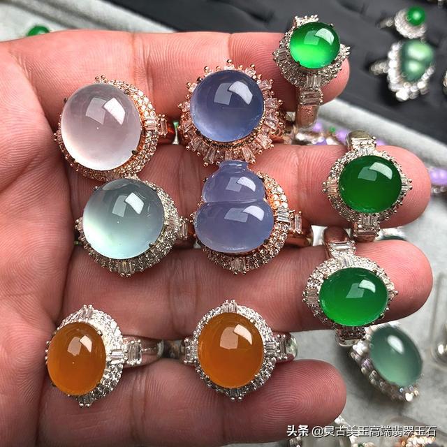 小强翡翠知识体系,玉上有黄斑的好还是没有好-第2张图片-翡翠网 小强翡翠知识体系,玉上有黄斑的好还是没有好-第2张图片-翡翠网