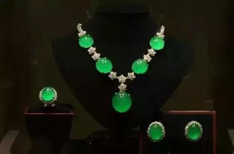 翡翠珠知识的简单介绍-第1张图片-翡翠网 翡翠珠知识的简单介绍-第1张图片-翡翠网