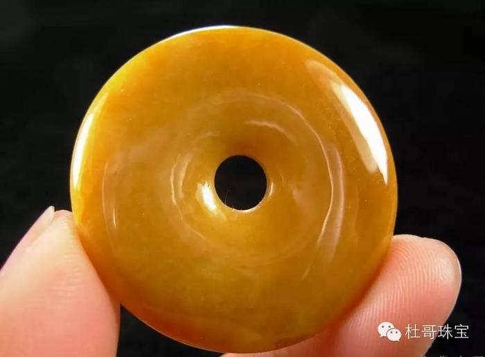 翡翠知识的培训资料,翡翠知识竞赛题目-第2张图片-翡翠网 翡翠知识的培训资料,翡翠知识竞赛题目-第2张图片-翡翠网