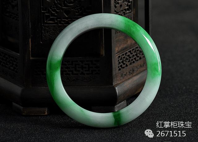 翡翠手镯越带越长越漂亮吗青海料会越戴越润吗-第2张图片-翡翠网 翡翠手镯越带越长越漂亮吗青海料会越戴越润吗-第2张图片-翡翠网