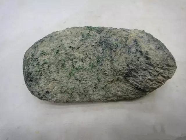 翡翠干货知识的简单介绍-第1张图片-翡翠网 翡翠干货知识的简单介绍-第1张图片-翡翠网