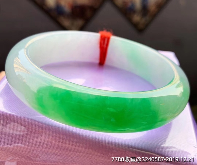 和田玉正品专卖翡翠手镯大了-第2张图片-翡翠网 和田玉正品专卖翡翠手镯大了-第2张图片-翡翠网