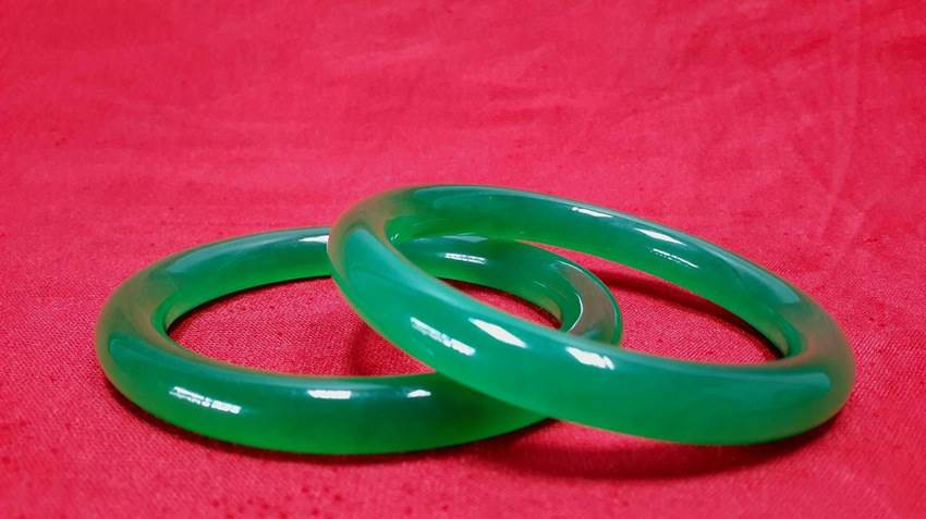 包含1200万黄翡翠手镯图片的词条-第1张图片-翡翠网 包含1200万黄翡翠手镯图片的词条-第1张图片-翡翠网