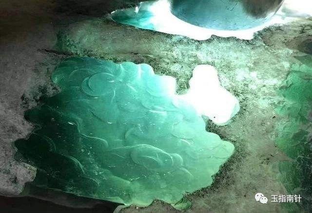 翡翠原石购买知识的简单介绍-第1张图片-翡翠网 翡翠原石购买知识的简单介绍-第1张图片-翡翠网
