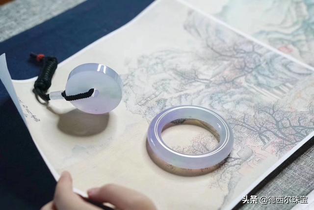 怎样用石蜡给翡翠手镯保养的简单介绍-第4张图片-翡翠网 怎样用石蜡给翡翠手镯保养的简单介绍-第4张图片-翡翠网