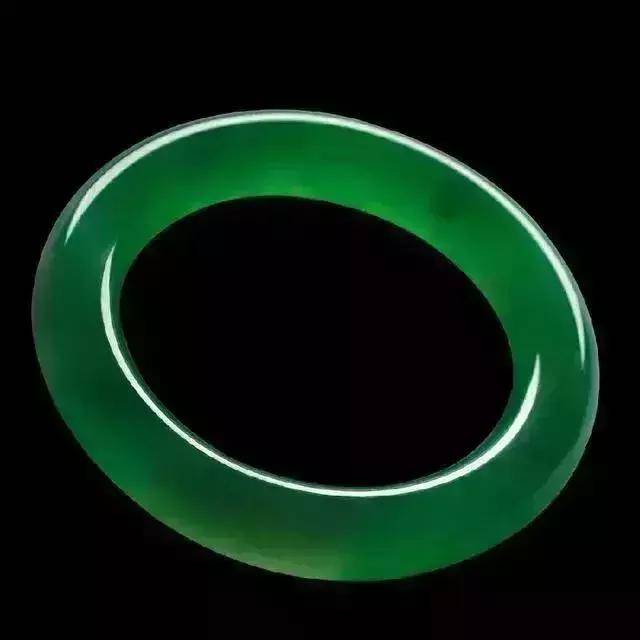 包含买一个翡翠手镯多少钱的词条-第1张图片-翡翠网 包含买一个翡翠手镯多少钱的词条-第1张图片-翡翠网