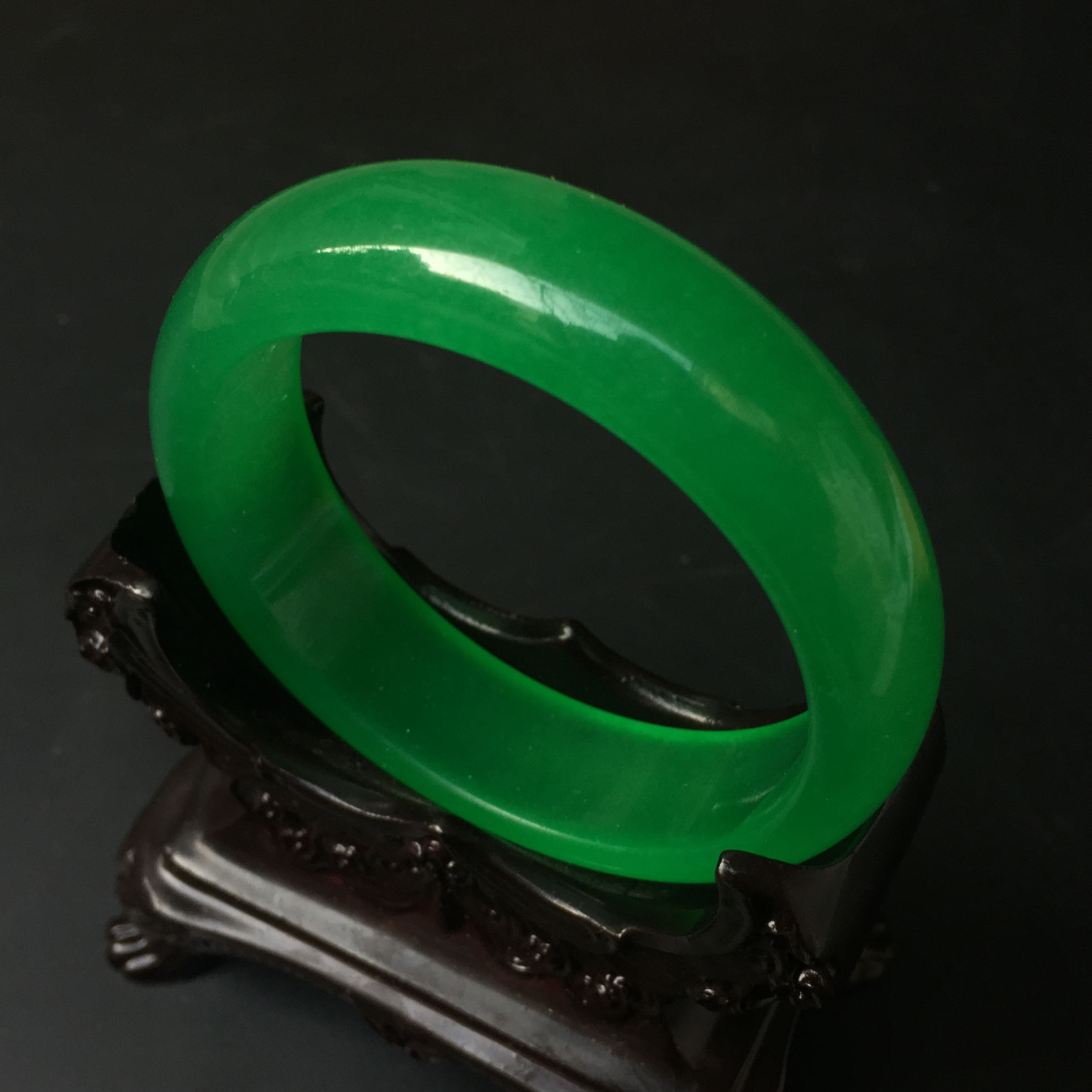 包含翡翠手镯带绿和黄的词条-第1张图片-翡翠网 包含翡翠手镯带绿和黄的词条-第1张图片-翡翠网