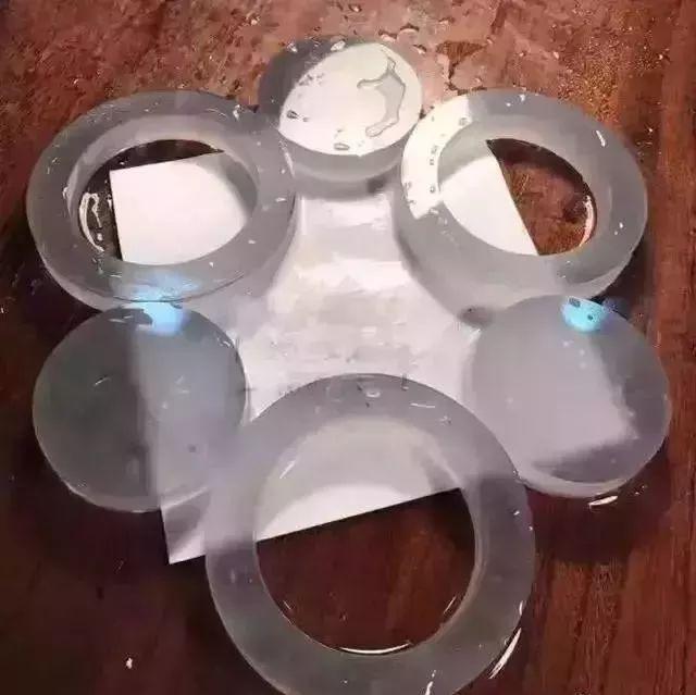 包含翡翠手镯玻璃的词条-第4张图片-翡翠网 包含翡翠手镯玻璃的词条-第4张图片-翡翠网