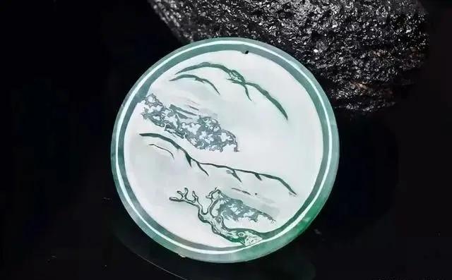 翡翠手镯芯变龙牌的简单介绍-第6张图片-翡翠网 翡翠手镯芯变龙牌的简单介绍-第6张图片-翡翠网