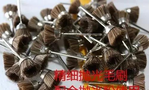 翡翠原石切开怎么发亮的简单介绍-第6张图片-翡翠网 翡翠原石切开怎么发亮的简单介绍-第6张图片-翡翠网