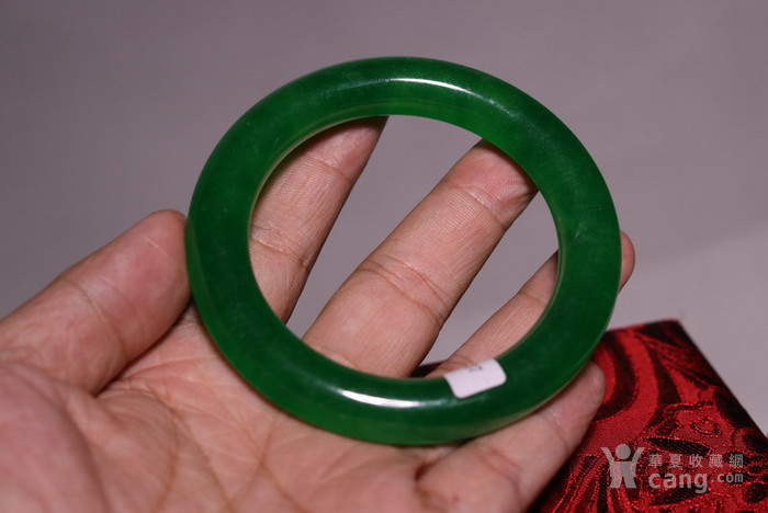 关于天然翡翠手镯图片大全的信息-第1张图片-翡翠网 关于天然翡翠手镯图片大全的信息-第1张图片-翡翠网