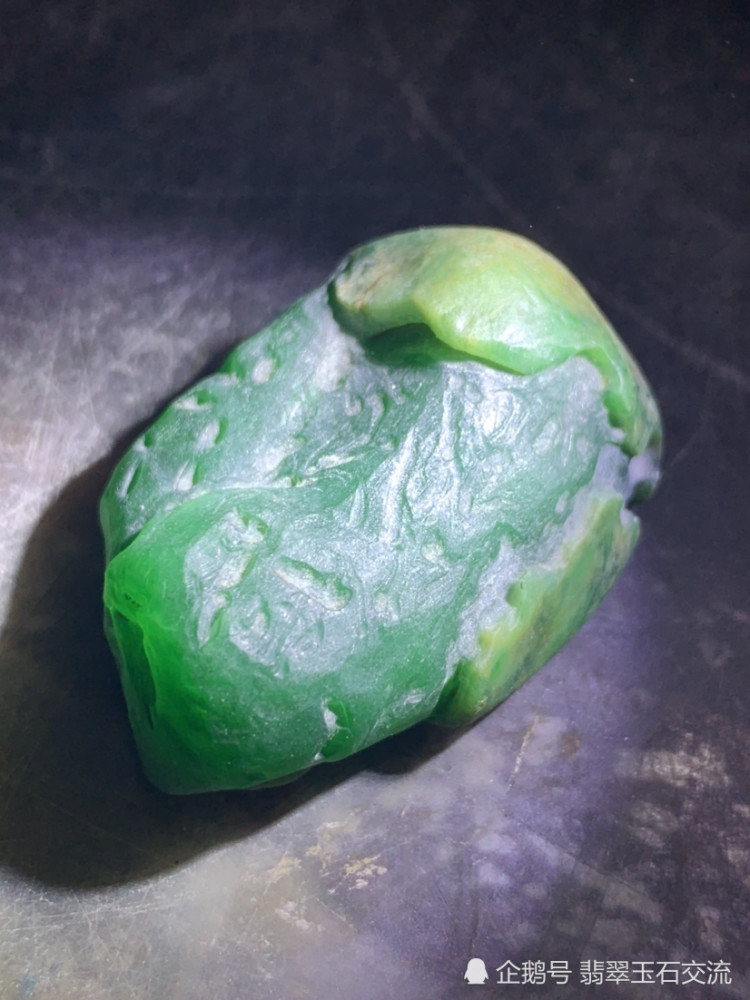 翡翠原石知识介绍视频的简单介绍-第2张图片-翡翠网 翡翠原石知识介绍视频的简单介绍-第2张图片-翡翠网