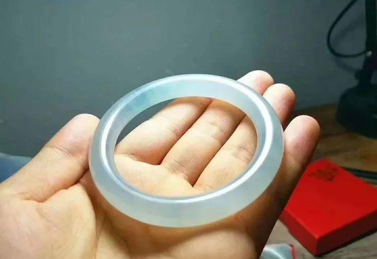 包含冰翡翠原石手镯的词条-第2张图片-翡翠网 包含冰翡翠原石手镯的词条-第2张图片-翡翠网