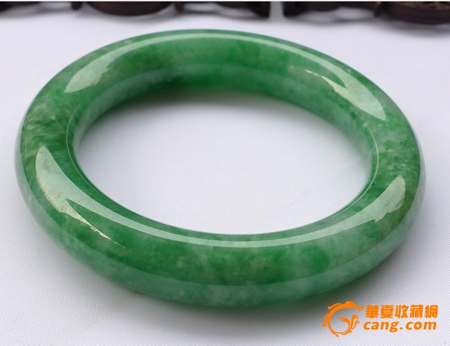 包含求购满绿翡翠手镯的词条-第1张图片-翡翠网 包含求购满绿翡翠手镯的词条-第1张图片-翡翠网