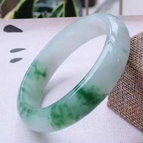 包含1万以上翡翠手镯图片的词条-第2张图片-翡翠网 包含1万以上翡翠手镯图片的词条-第2张图片-翡翠网