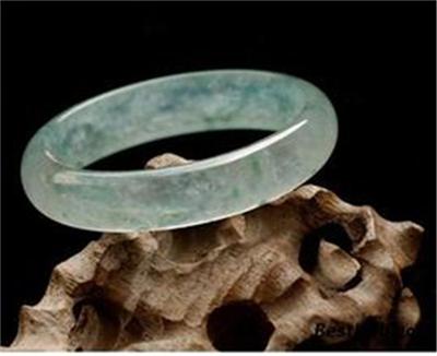 翡翠回收价格及图片高价收购翡翠-第2张图片-翡翠网 翡翠回收价格及图片高价收购翡翠-第2张图片-翡翠网