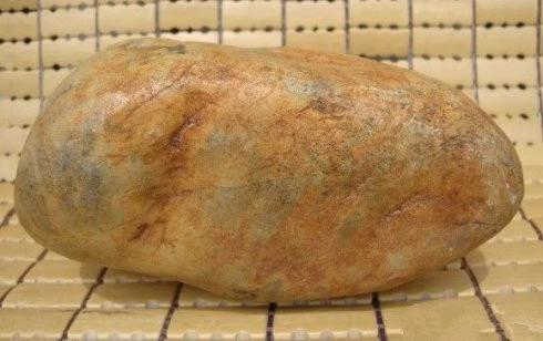 关于翡翠原石有哪些皮壳类型的信息-第5张图片-翡翠网 关于翡翠原石有哪些皮壳类型的信息-第5张图片-翡翠网