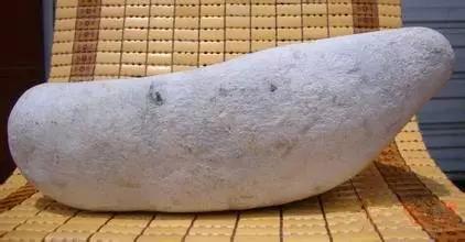 关于翡翠原石有哪些皮壳类型的信息-第7张图片-翡翠网 关于翡翠原石有哪些皮壳类型的信息-第7张图片-翡翠网